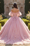 Robe de bal rose à épaules dénudées appliquée en quinceañera avec manches bouffantes