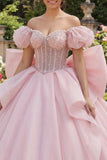 Robe de bal Corset rose perlé décollant sur les épaules, robe quinceañera avec un grand nœud