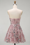 Robe de cocktail courte courte fleurie perlée aux perles aux fard à paillettes, à blush scintillant
