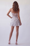 Corset argenté scintillant Ligne A Straps fines Short robe cocktail perlée à fleurs