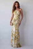 Robe formelle de cérémonie fleurie jaune clair à plis en jaune clair