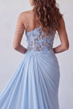 Robe formelle en mousseline appliquetique bleu ciel à une épaule avec serpentin