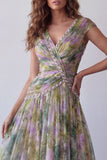 Longue robe formelle longue en mousse sauge poussiéreuse à col en V et décolleté en V