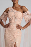 Robe de la mère de la mariée à longues perles perlées en pêche scintillante et cape