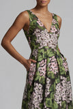 Robe fleurie longue ligne A vert foncé à col en V avec poches