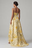 Robe fleurie jaune A Line A à bretelles hautes basses