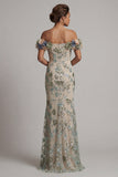 Robe de la mère de la mariée en sauge sauge dégagée à paillettes avec fleurs 3D