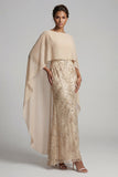 Robe de la mère de la mariée appliquée au champagne avec une cape