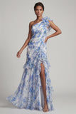 Robe bleu clair, à motifs floraux à volants et fente