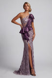 Robe scintillante à paillettes violettes sirène à une épaule avec fente