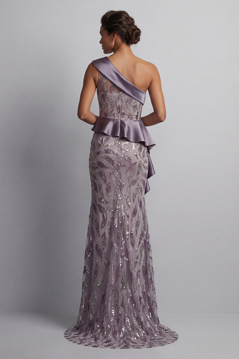 Robe vintage scintillante mauve longue sirène perlée de la mère de la mariée avec volants