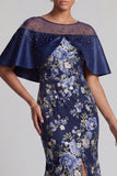 Robe longue de la mère de la mariée perlée de sirène à fleurs bleu marine avec cape
