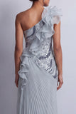 Robe de la mère de la mariée à volants d’une épaule et scintillante en chiffon bleu poussiéreux