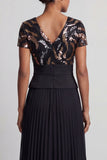 Robe mère de la mariée en chiffon noir scintillant plissée à longues lignes avec manches