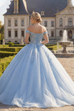 Robe de bal corset appliquée en bleu clair