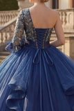 Robe de bal à une épaule bleu marine robe florale de quinceañera avec volants