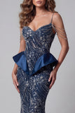 Robe de concours de sirène à épaules froides en bleu marine à sequins