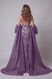 Robe de concours de sirène violette en format halter avec cape
