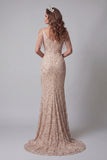 Robe de concours de beauté en sirènes à paillettes champagne à épaules froides avec fente