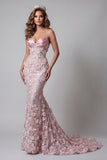 Corset à fard à joues scintillant sirène longue robe florale perlée