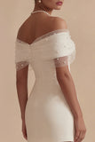Robe de remise de diplôme blanche décalée, courte et moulante