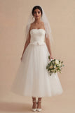 Robe de mariée bohème longue sans bretelles blanche A Line