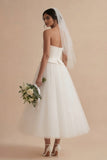 Robe de mariée bohème longue sans bretelles blanche A Line