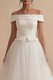Robe de mariée bohème blanche longue à épaules décalées