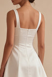 Robe de remise de diplôme courte blanche à col carré A Line