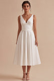 Robe de fiançailles blanche à col en V à ligne A