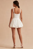 Robe Mini Sweetheart blanche A Line avec ceinture papillon
