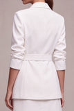 Robe courte d’affaires double boutonnage à revers blancs à boutonnage double avec ceinture