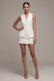Robe d’affaires courte blanche à simple boutonnage à revers cranté, coupe fine, deux pièces