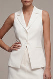 Robe d’affaires courte blanche à simple boutonnage à revers cranté, coupe fine, deux pièces