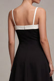 Robe semi-formelle noire à col carré à ligne A