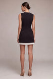 Robe cocktail noire simple à col en V moulant avec plis