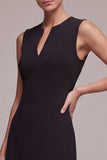 Robe cocktail noire simple à col en V moulant avec plis