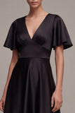 Robe formelle à manches flottantes à col en V long A Line