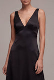 Robe formelle noire en satin à col en V long