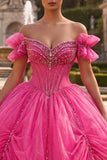 Robe de bal perlée à perles en fuchsia