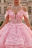 Robe de bal rose à volants dénudés et appliqueuse robe de quinceañera
