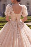 Robe de bal Quinceañera à col en V à col en V champagne et manches courtes