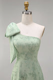 Robe de demoiselle d’honneur longue à fleurs à une épaule en ligne A avec un nœud
