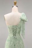 Robe de demoiselle d’honneur longue à fleurs à une épaule en ligne A avec un nœud