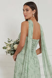 Robe de demoiselle d’honneur sauge poussiéreuse florale sans bustiers avec écharpe