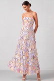 Robe de mariée à étages à étages Maxi A appliquée blanche avec des boutons floraux