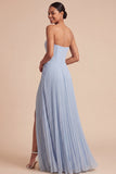 Robe de demoiselle d’honneur bleu clair plissée longue ligne avec fente