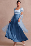 Robe de demoiselle d’honneur maxine en satin à col carré bleue A avec manches