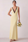 Robe de demoiselle d’honneur jaune clair à col en V long en jaune sirène