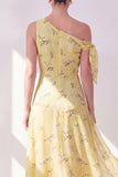 Robe midi midi asymétrique en chiffon en ligne A sur une épaule